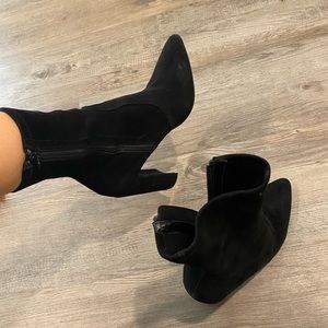 Steve Madden genuine suede booties
